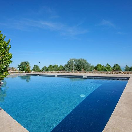 Club Panorama Residence Alsoors Luaran gambar